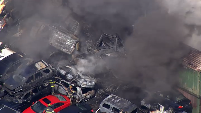 carros en fuego