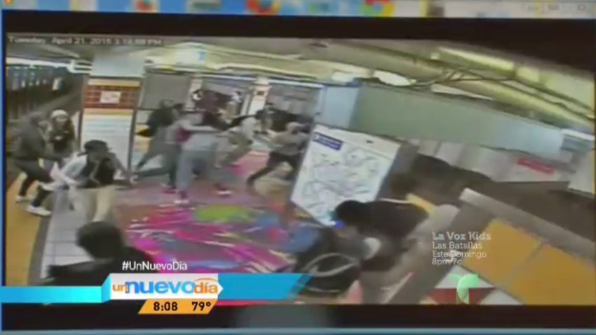 pelea-estudiantes-metro-fil
