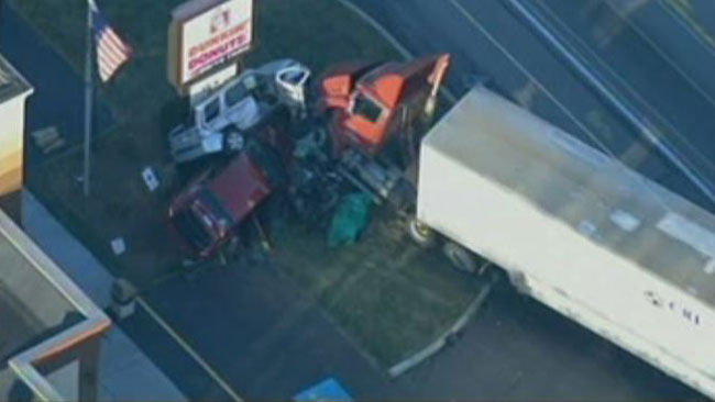 tlmd_tlmd_accidente_dunkin_donut