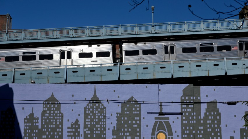 PATCO train on Ben Franklin Bridge