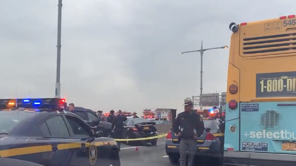 A New York state trooper gets run over by a car during a shooting on the RFK bridge – Telemundo 62