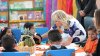 Jill Biden visita escuelas y programas sociales en Ecuador