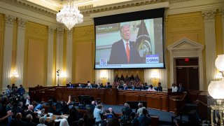 El accionar del expresidente Donald trump estuvo en el centro de atención de la audiencia del martes en el Congreso.