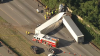 Aparatoso accidente entre camiones de carga deja un atrapado en I-476