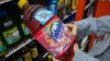 Colgate – Palmolive retira millones de unidades del limpiador “Fabuloso” por riesgo de bacteria