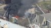 Voraz incendio consume escuela adyacente a iglesia en Chestnut Hill