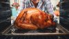 Cómo prevenir incendios y malestares estomacales mientras cocinas pavo en Thanksgiving