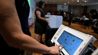 Elecciones en México: hallan casi 40,000 registros con errores de votantes en el exterior