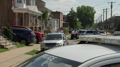 Esposo de una de las mujeres apuñaladas mortalmente en Filadelfia enfrenta cargos