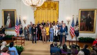 Biden recibe en la Casa Blanca a las campeonas de la WNBA