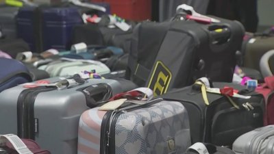 Pasajeros del PHL varados por retrasos y maletas perdidas