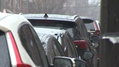 Inician penalidades para vehículos con tintes oscuros en Filadelfia