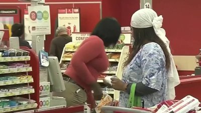 Ya no permitirán más cheques para pagar en Target, mira por qué
