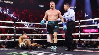 "Canelo" Álvarez, cuando noqueó a Jaime Munguía el 4 de mayo en Las Vegas.