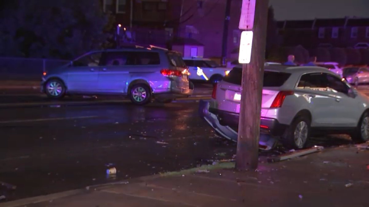 Philadelphia: Joven muere al salir expulsada del auto en el que ...