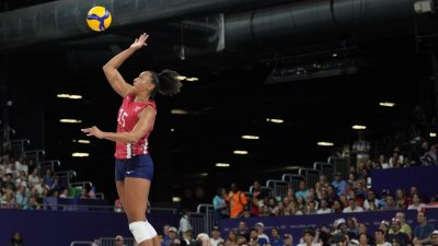 DESTACADO: Haleigh Washington y el equipo de EEUU ganan la medalla de plata en voleibol