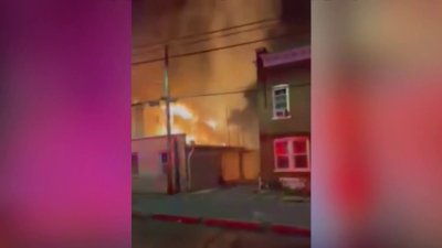 Incendio se desplaza a varias viviendas en Allentown