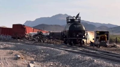 Realizan labores de drenaje del ácido sulfúrico derramado en la frontera