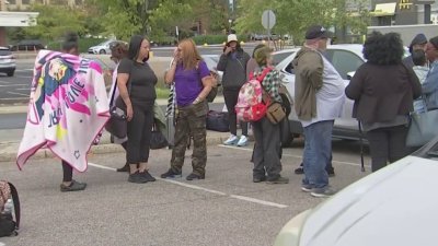 Sobrevivientes de crímenes violentos se unen en una marcha