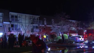 T62 Al Momento: Familias desplazadas tras voraz incendio residencial en PA