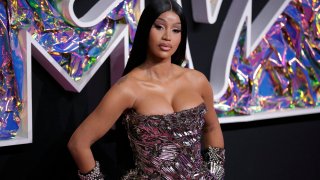 La cantante Cardi B cancela un concierto al ser hospitalizada por una emergencia médica