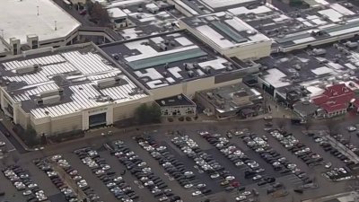 Imponen horario de supervisión para menores en Cherry Hill Mall