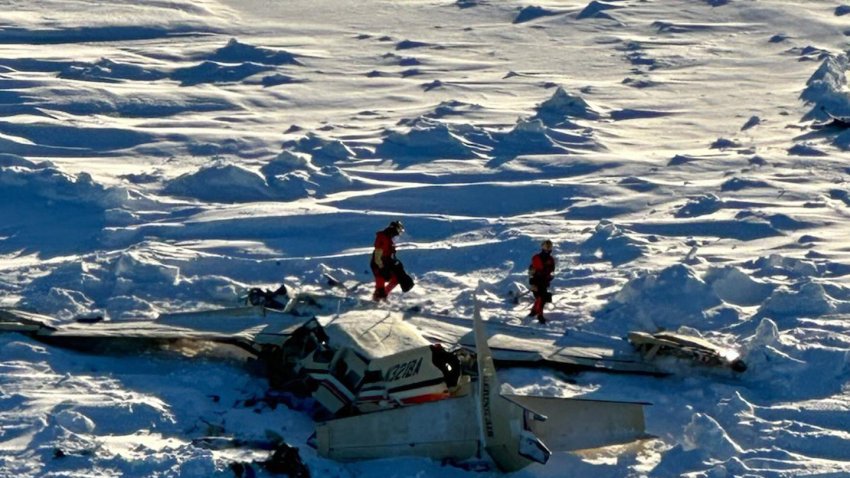 Al menos tres muertos tras localizar los restos del avión que desapareció en Alaska el jueves
