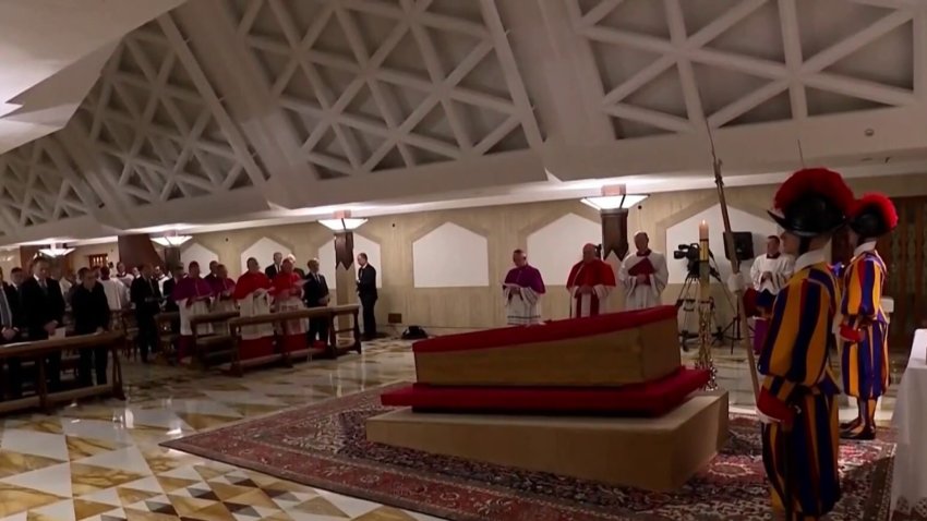 T62 Al Momento: preparativos para el último adiós al Papa Francisco