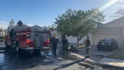 Una persona resulta herida tras incendiarse casa al sur de Phoenix