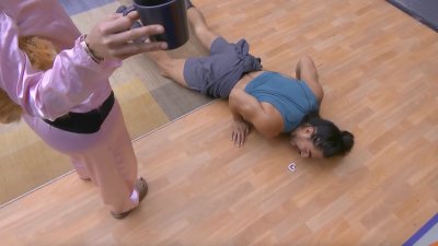 “¡Maldita lisiada!”: Manelyk no tiene piedad con “La Yoyis”