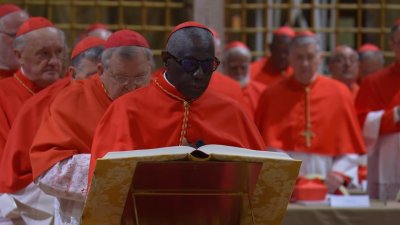 Alrededor de 130 cardenales de 70 países hace juramento de silencio