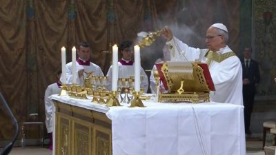 T62 Al Momento: fieles se unen en misa en honor al Papa León XIV