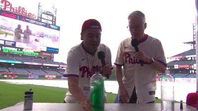 Crean tornado con colorante y escarcha entre los experimentos