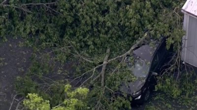 Tornado que tocó tierra en NJ afectó múltiples propiedades