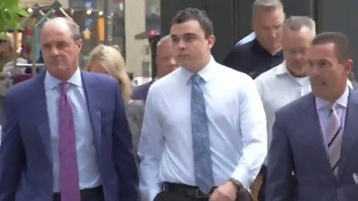 Eligen el jurado en el caso contra el exoficial Mark Dial