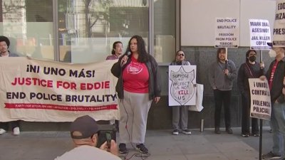 T62 Al Momento: protestas en el segundo día de juicio contra exoficial Mark Dial