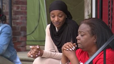 Familiares de las víctimas del tiroteo masivo en Fairmount Park rompen el silencio