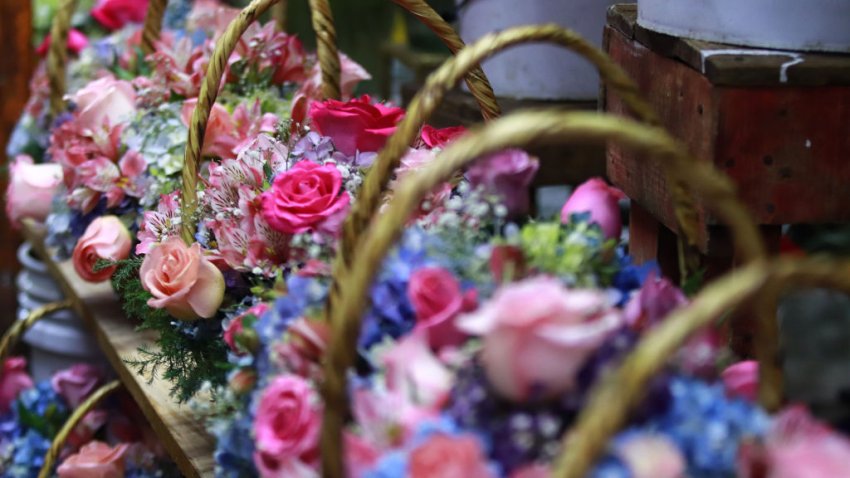 MEXICO CITY, MEXICO – 2024/05/09: Floral arrangements are seen at the Jamaiquita market in Iztapalapa that are offered to people prior to the Mother’s Day celebrations. (Photo by Carlos Santiago/Eyepix Group/LightRocket via Getty Images)