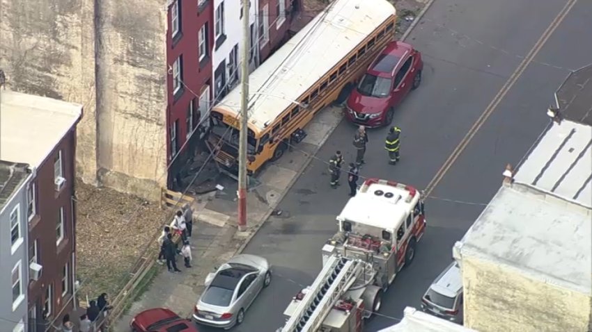 ax school bus 17th St