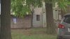 Chica de NJ habría huído de años de rapto, abuso sexual y golpes en jaula de perros