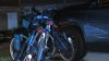 Chofer pierde la vida tras estrellarse contra rack de bicicletas