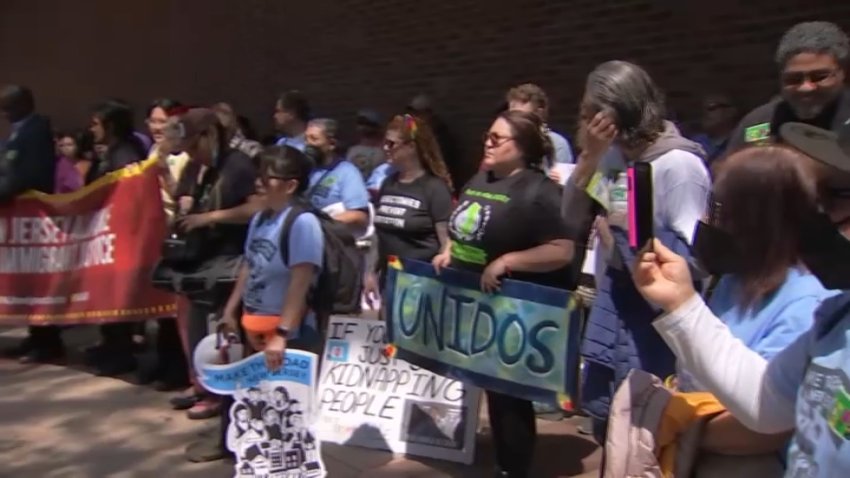 protesta activistas corte filadelfia