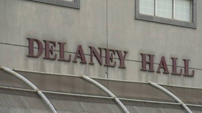 Buscan cuatro desaparecidos del centro de detención de inmigración en Newark, NJ