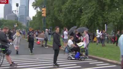 Manifestantes en Philly reclaman sobre las acciones injustas de la administración de Trump