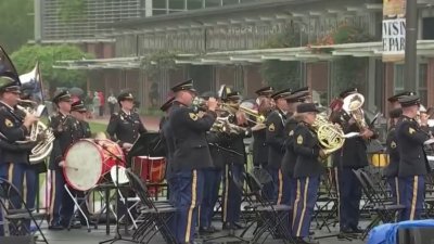 Alcaldesa de Filadelfia se unió en la celebración de los 250 años del Army