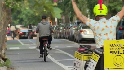 Inicia fase de multas para quienes bloquean carriles de bicicletas