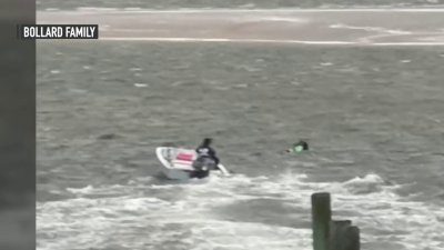 En video: Rescatan a mujer y a su perro al caer en el mar en Sea Isle City, NJ