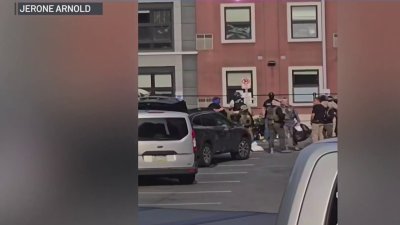 Activistas locales hablan sobre su frustración e indignación por arresto de trabajadores por ICE