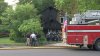 Hallan cuerpo dentro de un auto tras incendio que alcanzó una casa en NJ