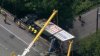 Aparatoso accidente con camión colgando de la vía en la Ruta 30